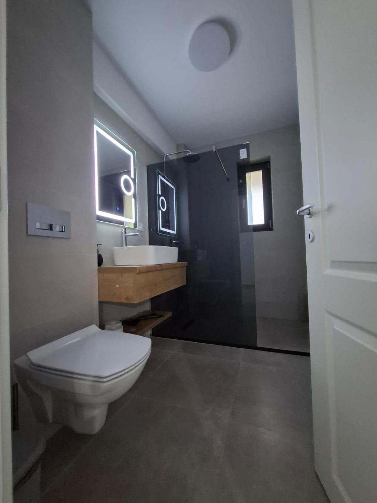 Confort Aparthotel ヤシ エクステリア 写真
